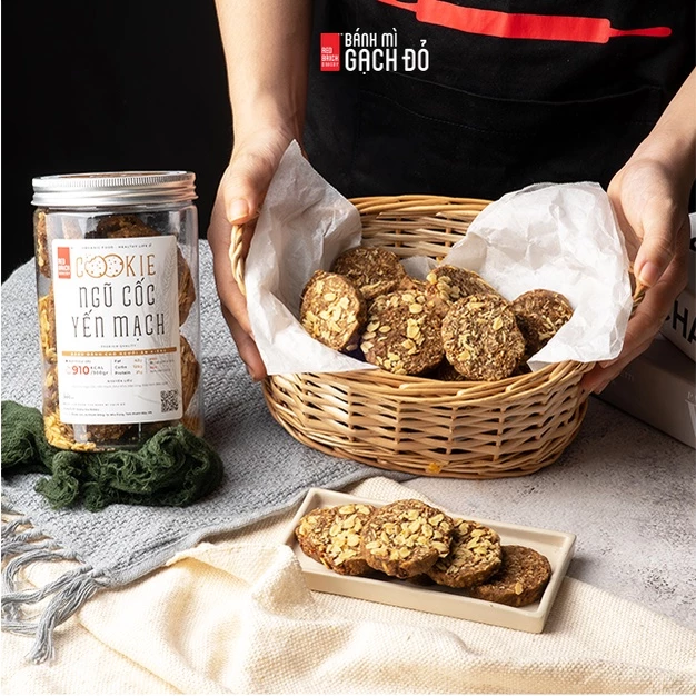 Bánh Cookie Ngũ Cốc Yến Mạch Gạch Đỏ 300g, Không Bột Mì, Ít Calo, Giàu Dinh Dưỡng