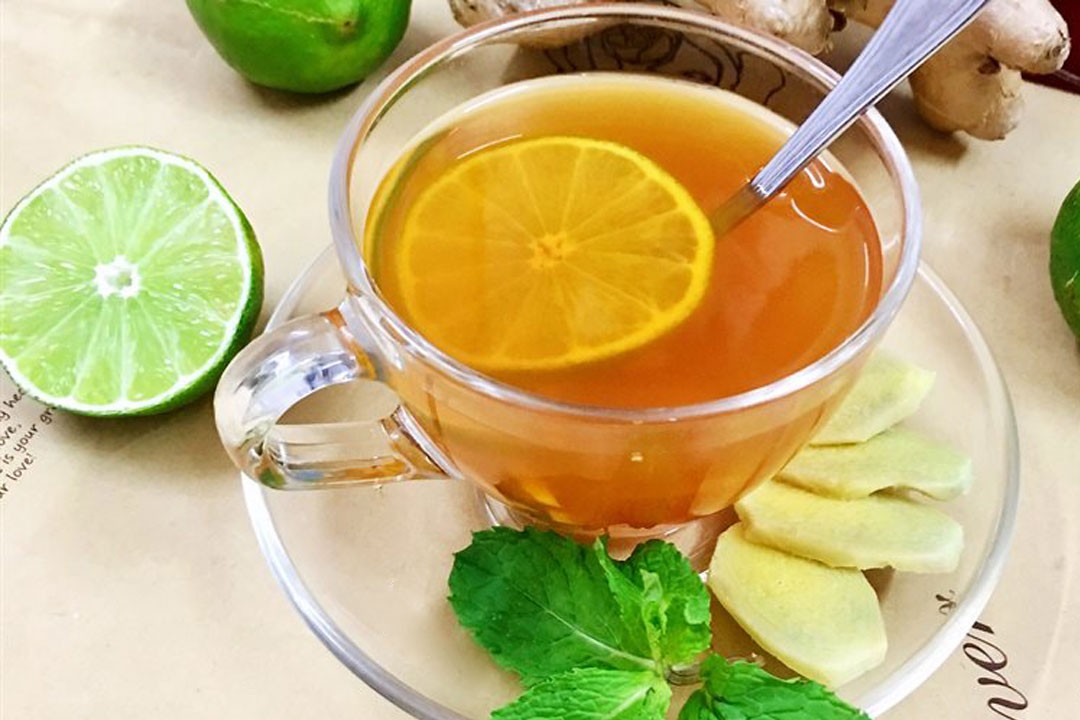 Cách pha nước chanh ấm buổi sáng thơm ngon, tốt cho sức khỏe